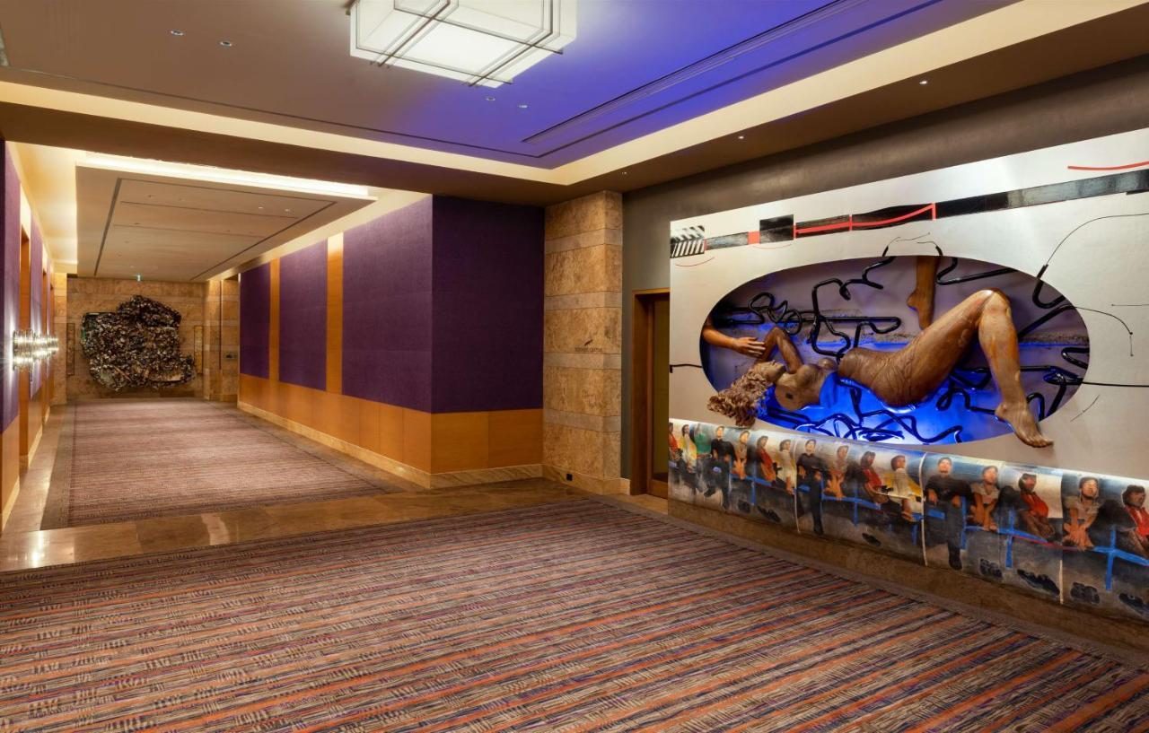 그랜드 하얏트 뭄바이 호텔 외부 사진 The hallway of the Hard Rock Hotel